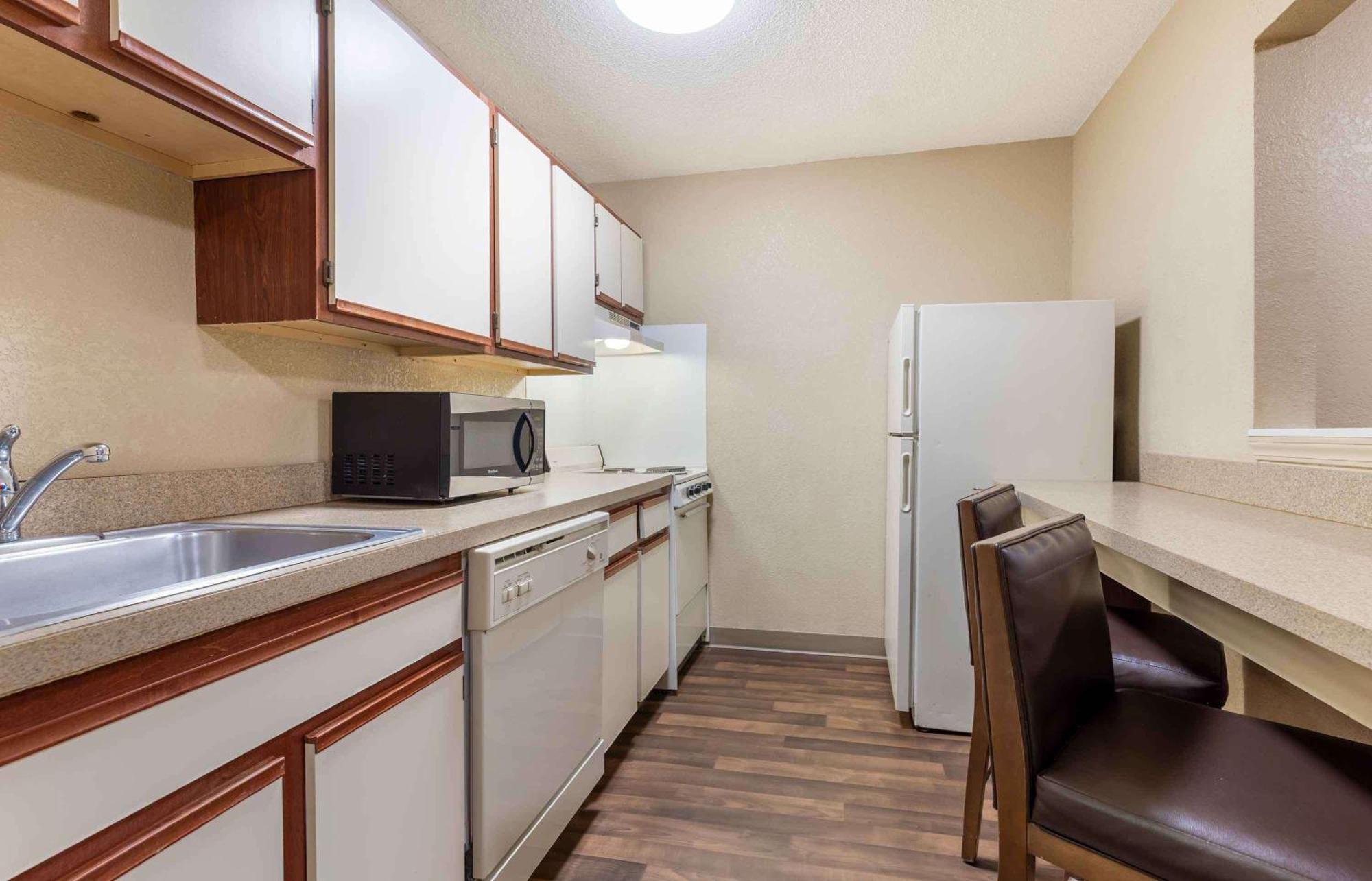 Extended Stay America Suites - Wichita - East Exterior photo