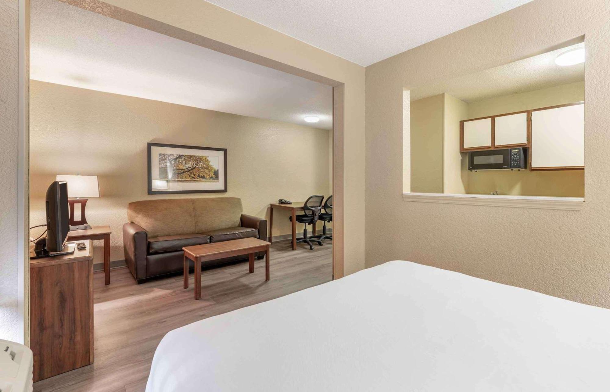 Extended Stay America Suites - Wichita - East Exterior photo